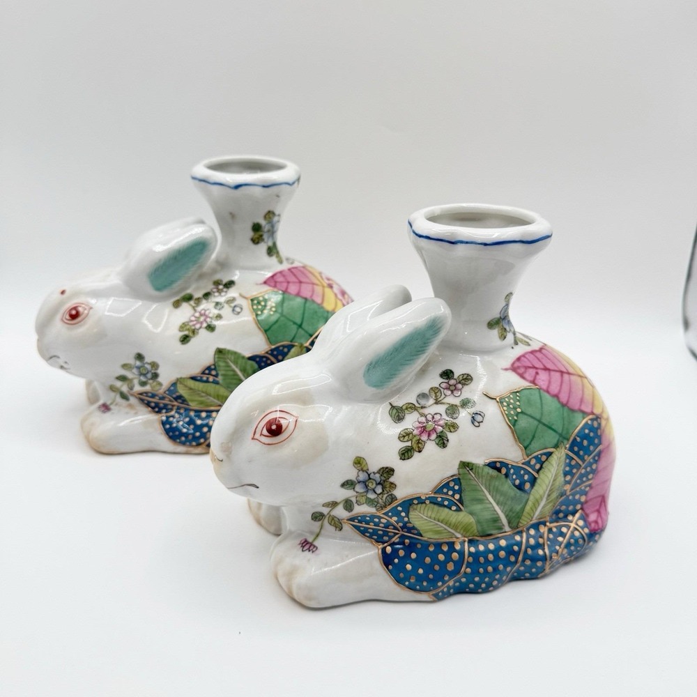 Vtg Hand Painted Chinoiserie Tobacco Leaf Porcelain Rabbit Candlestick Set Pair
